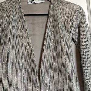 Zara women’s silver sequin Cape, size M